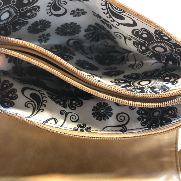 Crossbody Leather Bag - Picture 15 of 16